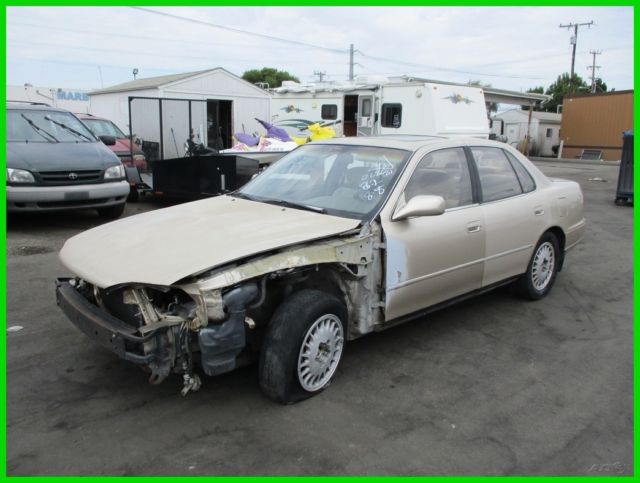 1994 Toyota Camry LE V6 - photo 2