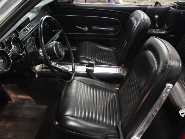 1967 Ford Mustang - photo 3