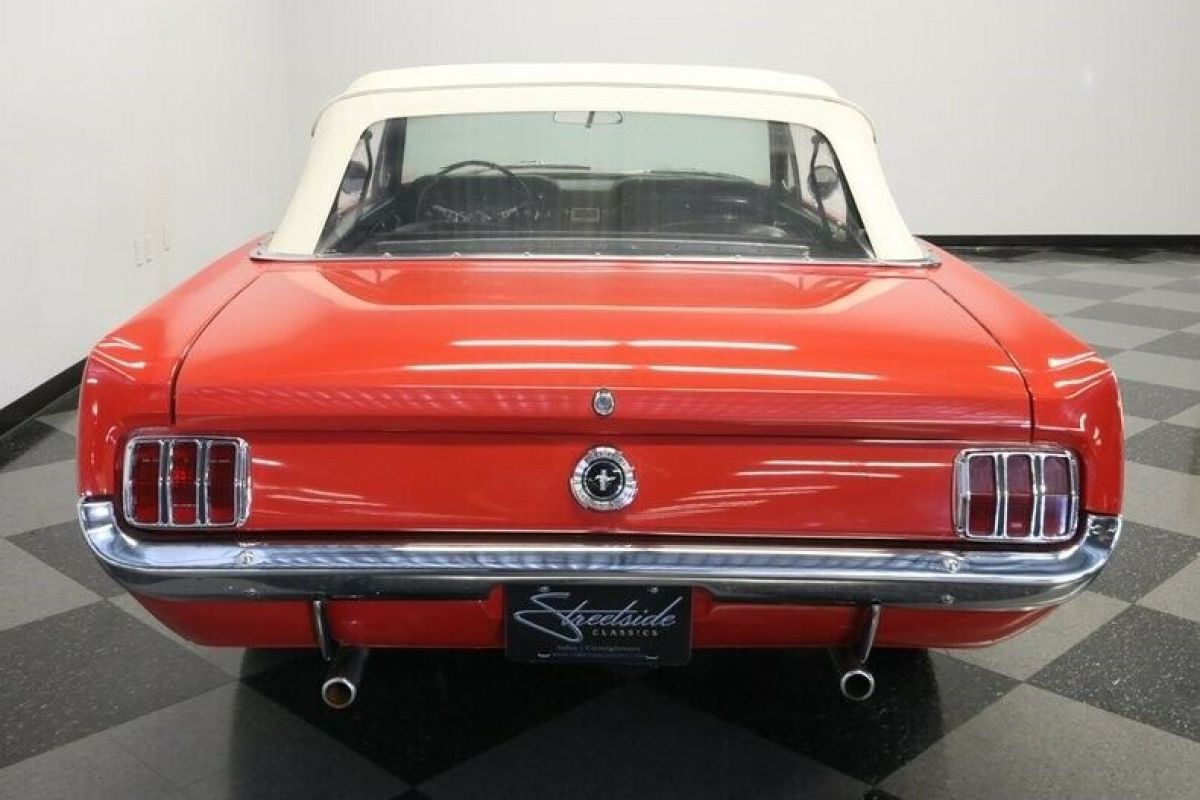1965 Ford Mustang Convertible - photo 12