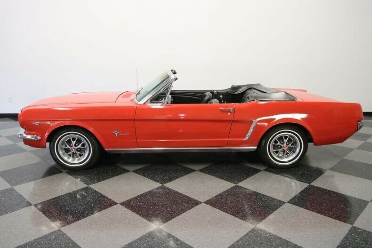 1965 Ford Mustang Convertible - photo 3