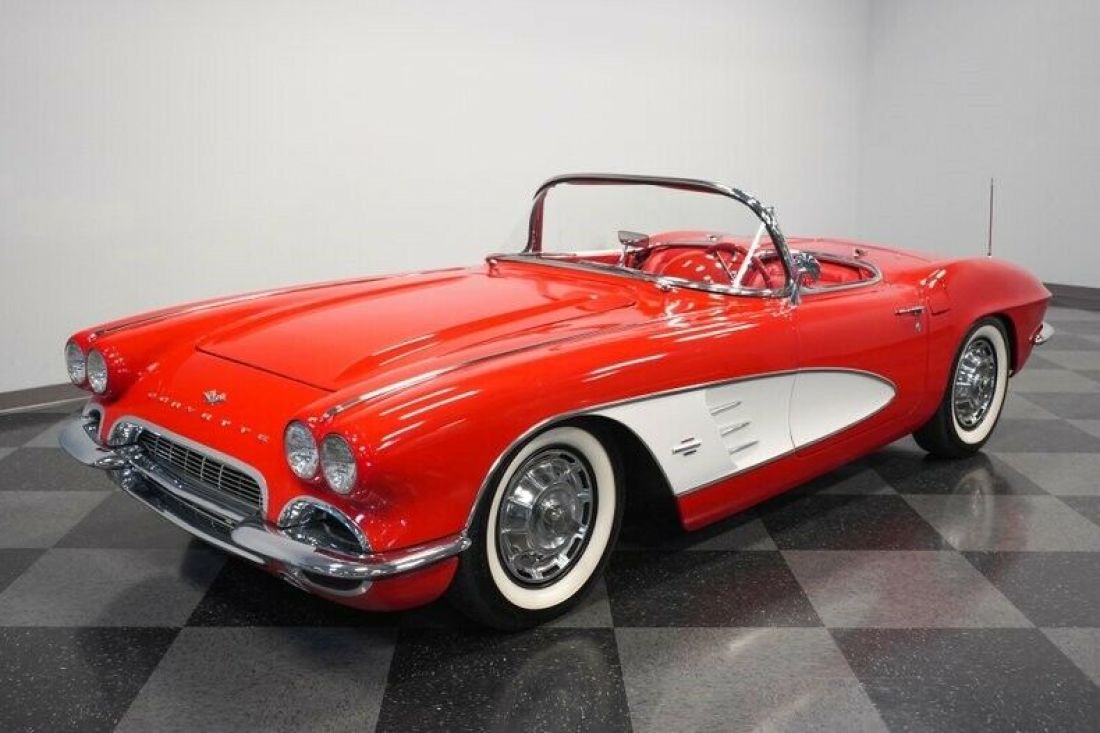 1961 Chevrolet Corvette Convertible - photo 6