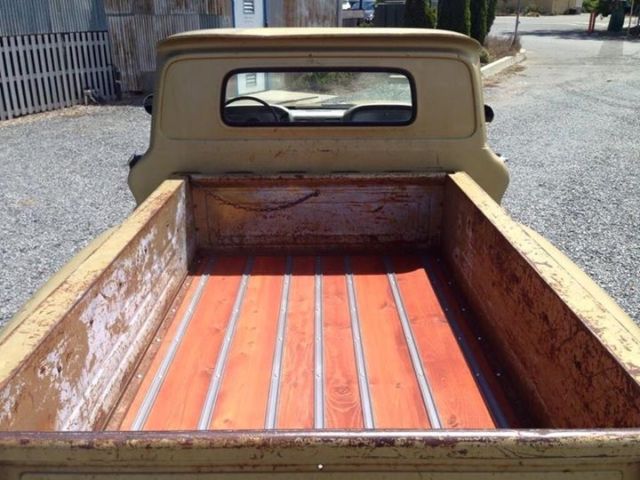 1961 Chevrolet C-10 Short bed - photo 6