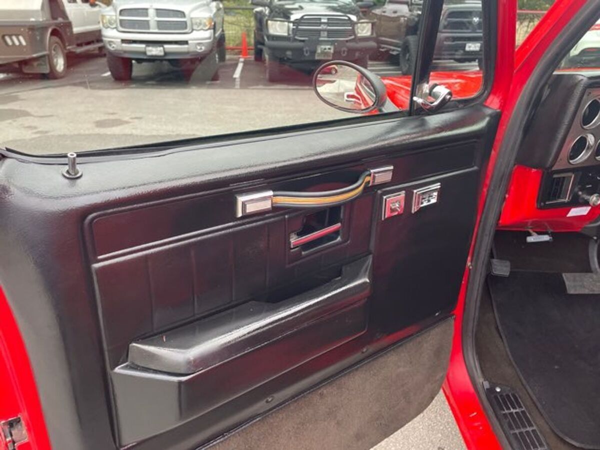 1983 Chevrolet C/K 10 Series - photo 12