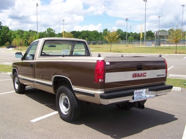 1988 GMC Sierra 2500 1-OWNER 78K SLE FUEL INJ 5.7L 350 V8 TU-TONE CLEAN ORG TRUCK - photo 2