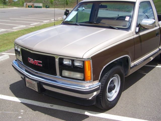 1988 GMC Sierra 2500 1-OWNER 78K SLE FUEL INJ 5.7L 350 V8 TU-TONE CLEAN ORG TRUCK - photo 9