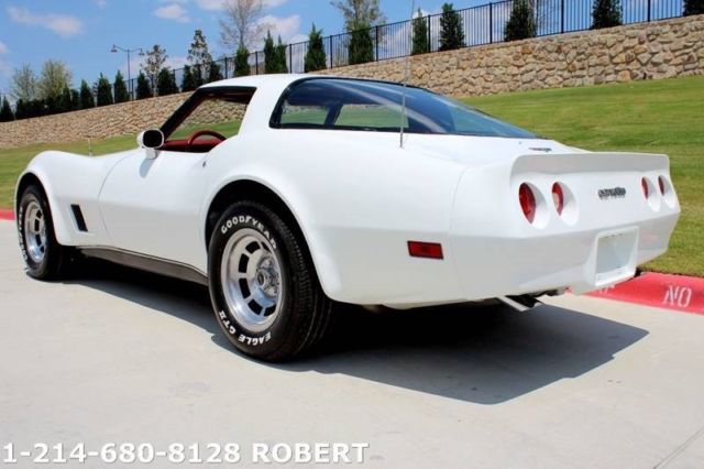 1980 Chevrolet Corvette L-82 V8 350 Engine C3 T-TOPS - photo 6