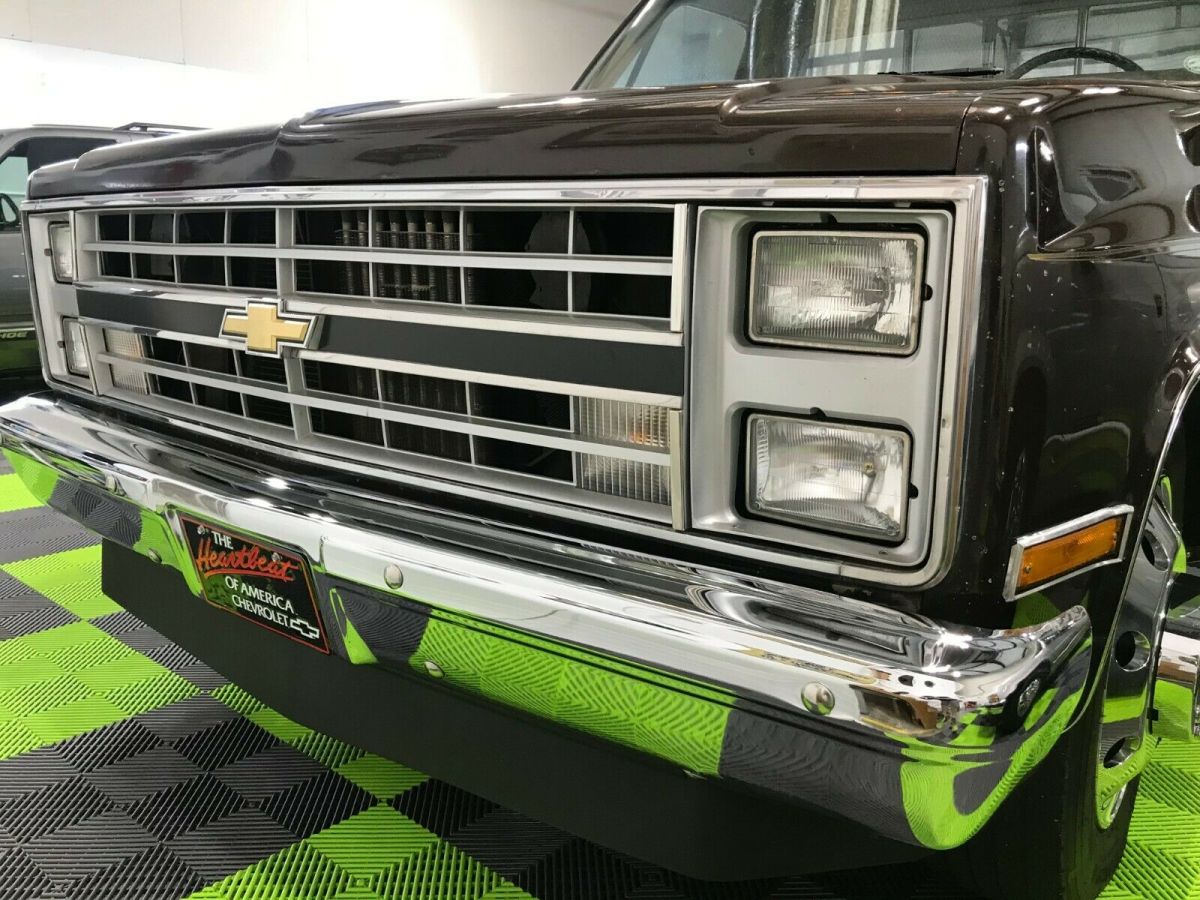1985 Chevrolet Silverado 3500 SILVERADO - photo 6