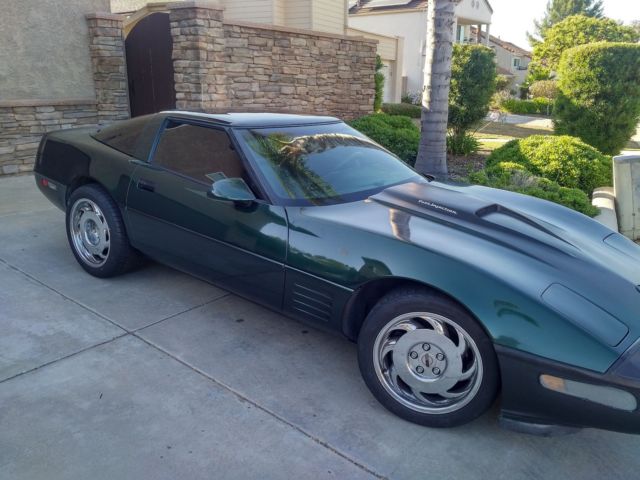 C4 corvette 1992 Chevrolet Corvette Green / Black