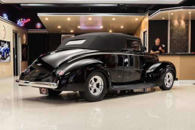 1940 Ford Deluxe Cabriolet Street Rod - photo 13