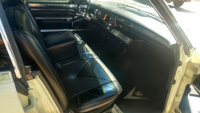 1965 Cadillac DeVille sedan - photo 7