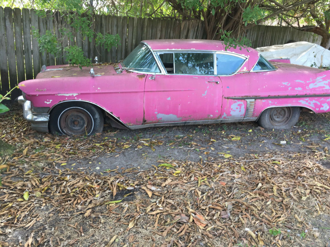 1957 Cadillac DeVille - photo 4