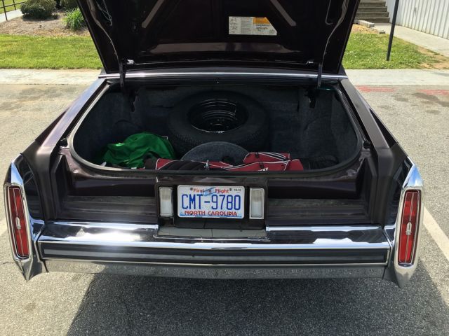 1987 Cadillac Brougham - photo 6