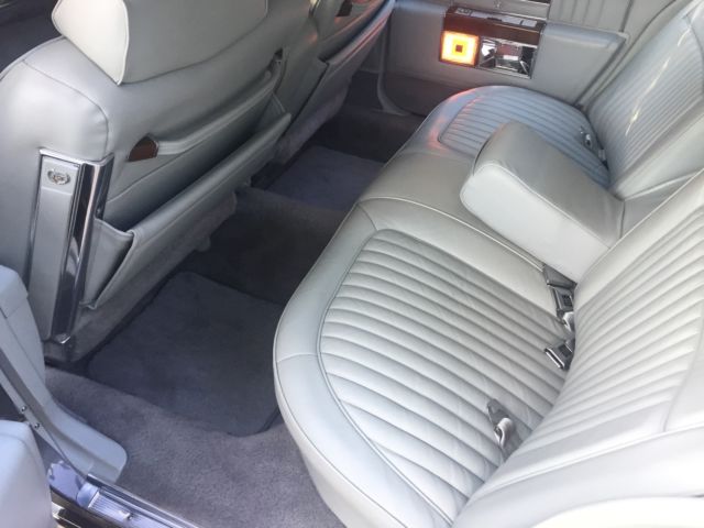 1987 Cadillac Brougham - photo 10