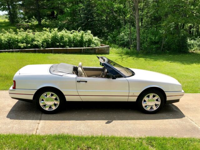 1991 Cadillac Allante Convertible - photo 6