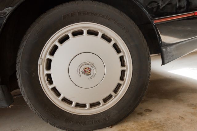 1992 Cadillac Allante Black Leather - photo 3