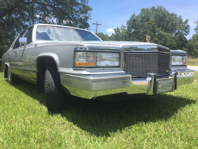 1990 Cadillac Brougham