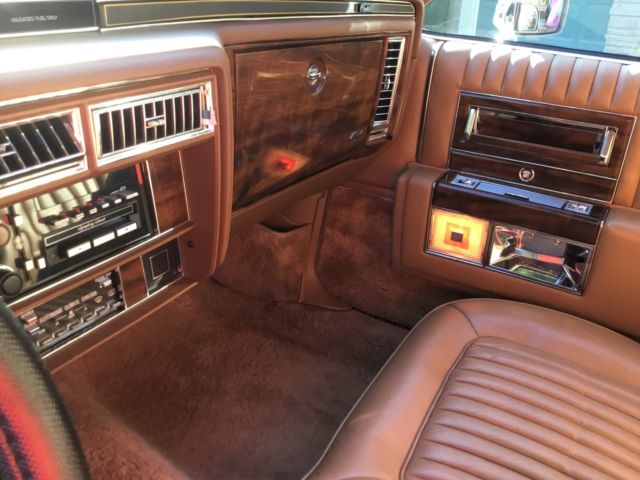 1989 Cadillac Brougham - photo 13