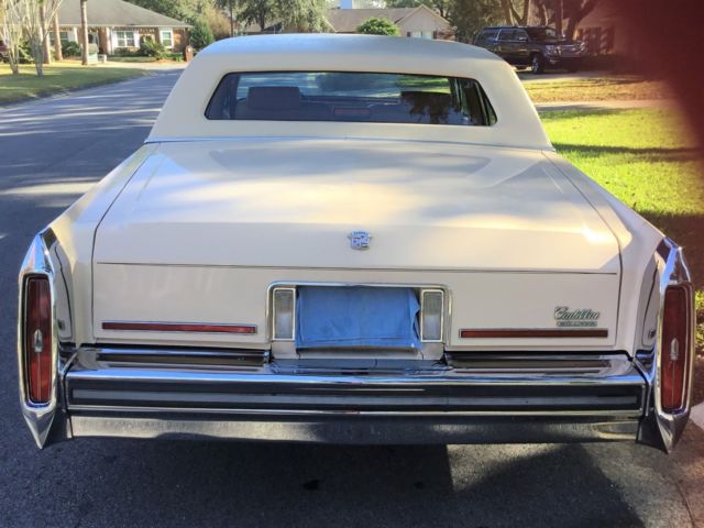 1989 Cadillac Brougham - photo 3