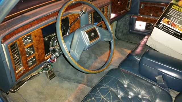 1990 Cadillac Brougham - photo 3