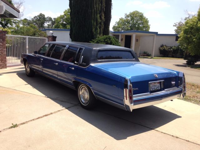 1992 Cadillac Brougham Superior custom limousine conversion - photo 3