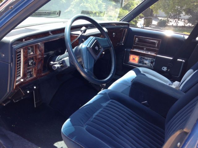 1992 Cadillac Brougham Superior custom limousine conversion - photo 5