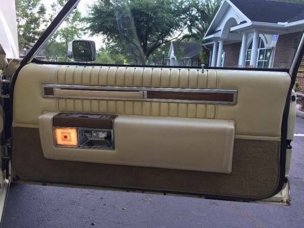 1984 Cadillac DeVille - photo 3