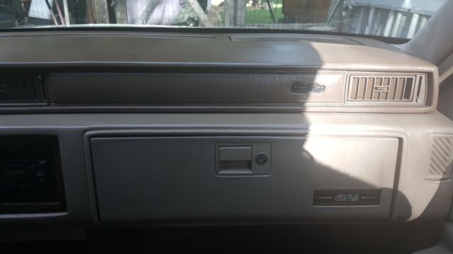 1990 Cadillac DeVille Coupe - photo 12