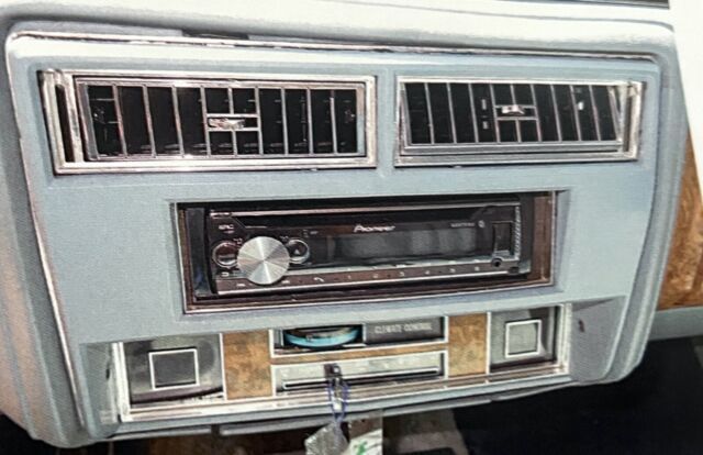 1979 Cadillac DeVille 243 - BLUE - photo 2