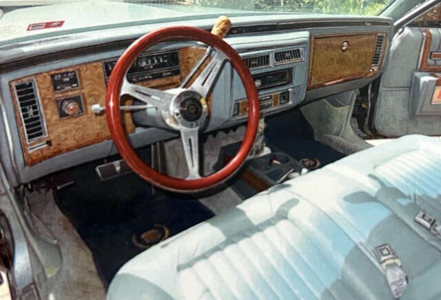 1979 Cadillac DeVille 243 - BLUE - photo 4