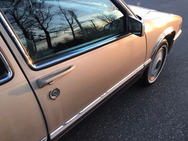 1993 Cadillac DeVille - photo 8