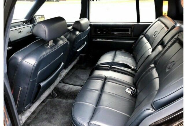 1988 Cadillac DeVille V8 Only 10k Original Miles - photo 5