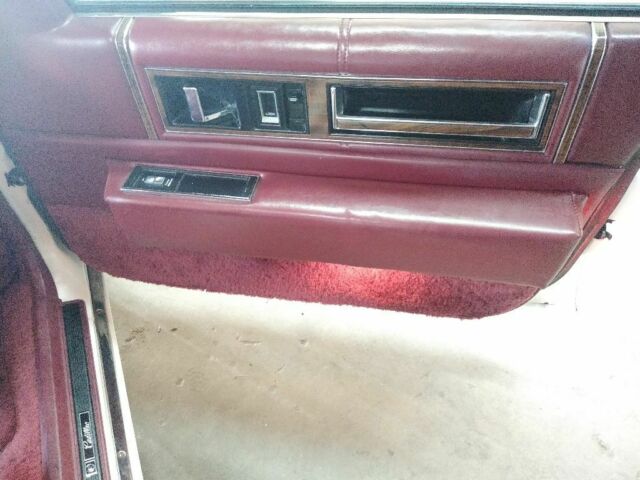 1990 Cadillac DeVille - photo 4