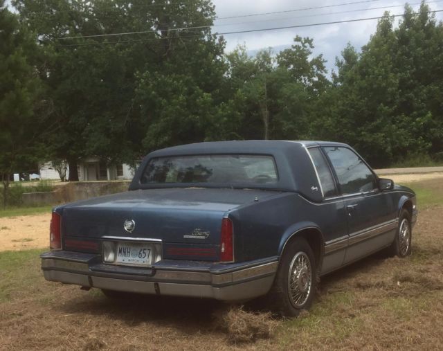 1992 Cadillac DeVille Base Coupe 2-Door - photo 3