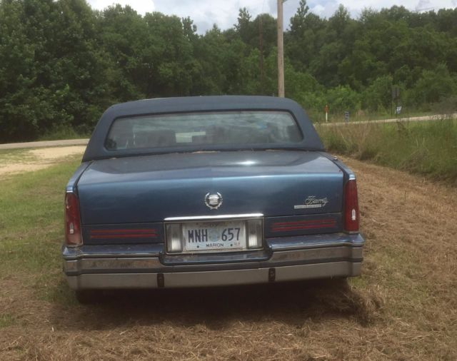 1992 Cadillac DeVille Base Coupe 2-Door - photo 4