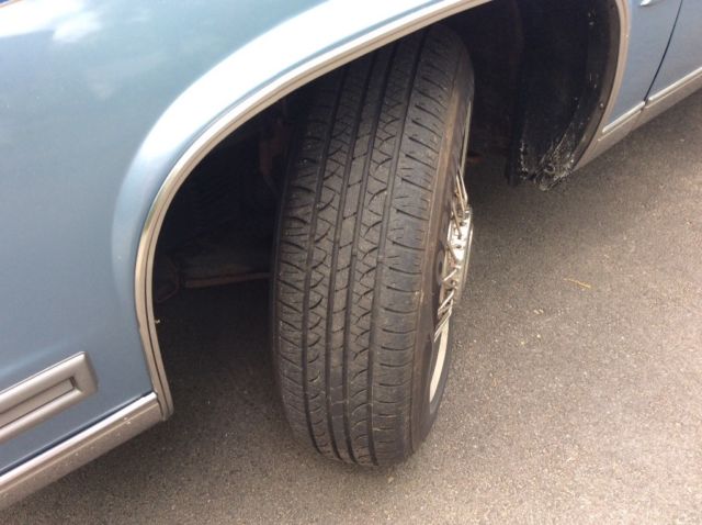 1987 Cadillac DeVille - photo 2