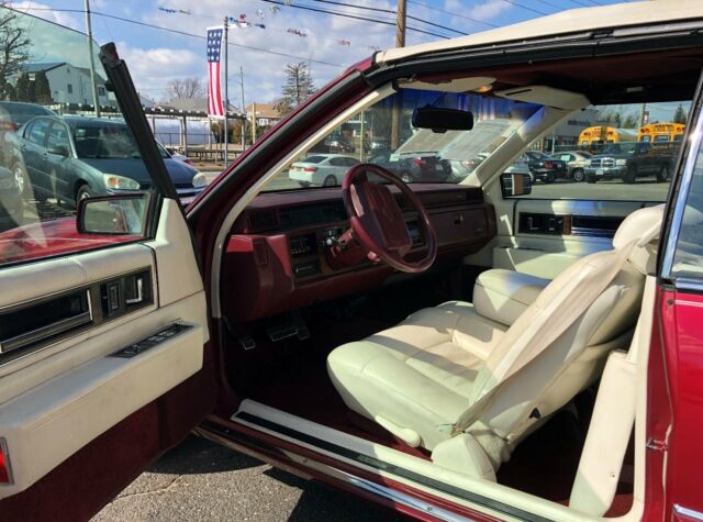1992 Cadillac DeVille - photo 6