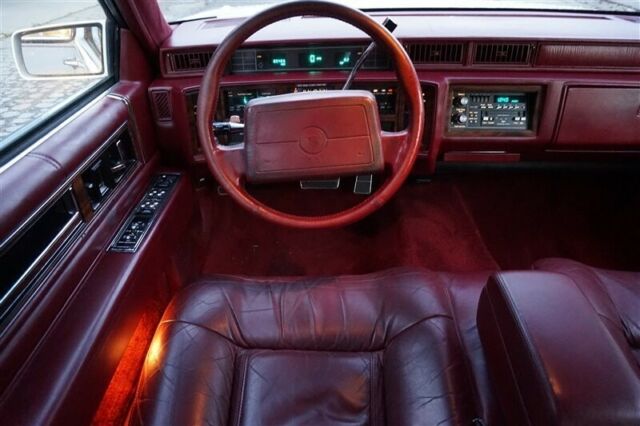 1993 Cadillac DeVille -- - photo 10