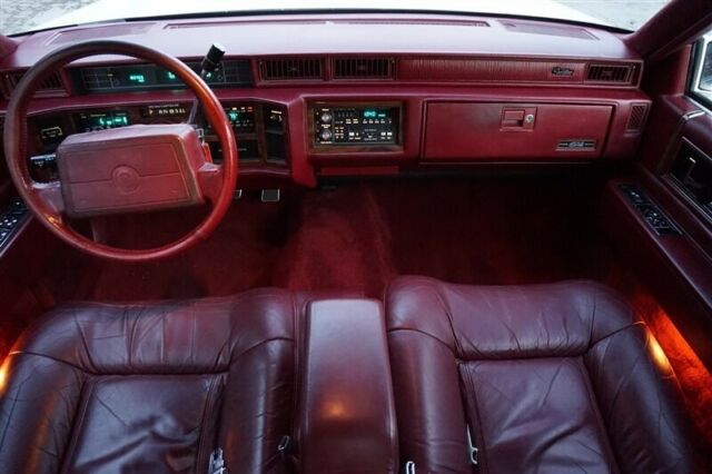 1993 Cadillac DeVille -- - photo 2