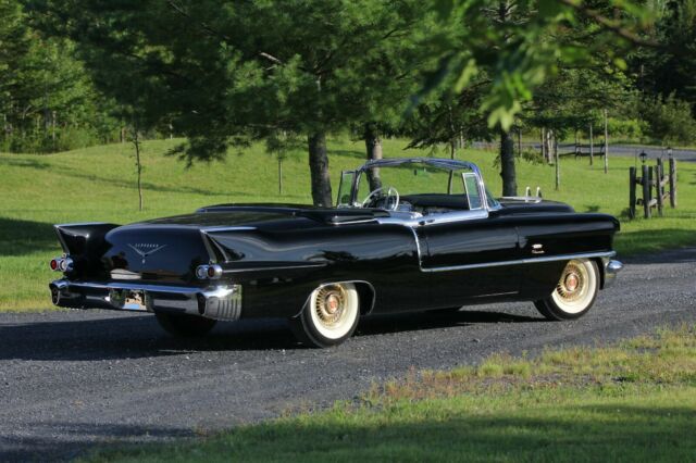 1956 Cadillac Eldorado Convertible - photo 2