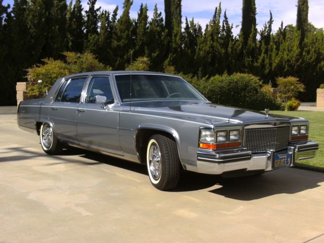 1992 Cadillac Fleetwood brougham
