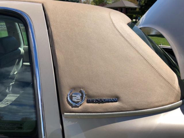 1993 Cadillac Brougham Brougham - photo 12