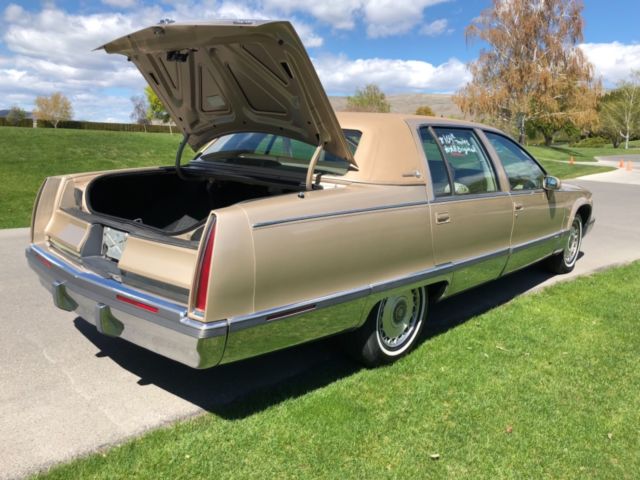 1993 Cadillac Brougham Brougham - photo 13