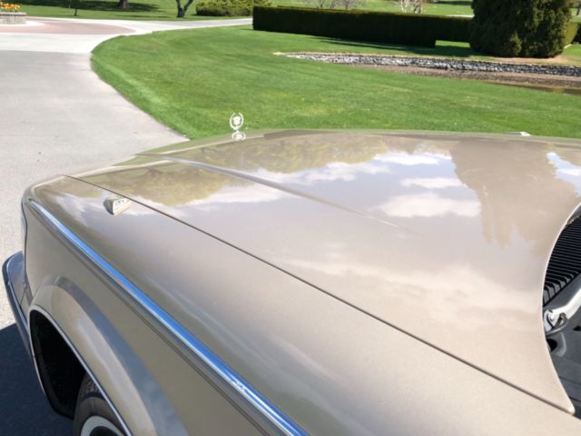 1993 Cadillac Brougham Brougham - photo 2