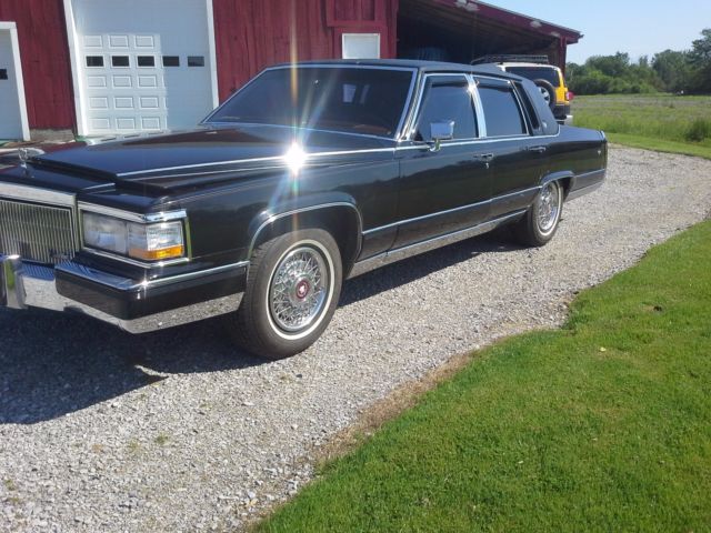 1990 Cadillac Brougham FLEETWOOD BROUGHAM