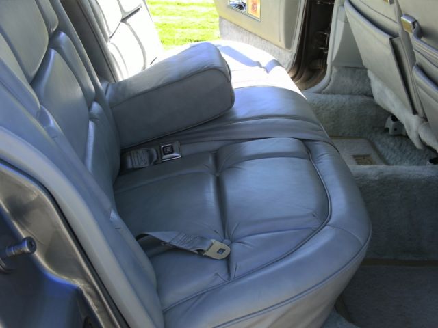 1992 Cadillac Fleetwood brougham - photo 7