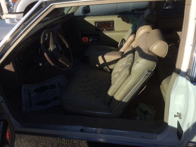 1984 Cadillac Fleetwood - photo 13