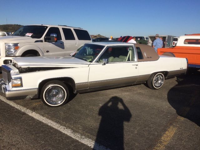 1984 Cadillac Fleetwood - photo 2