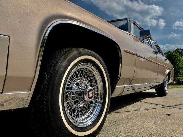 1986 Cadillac Brougham - photo 6