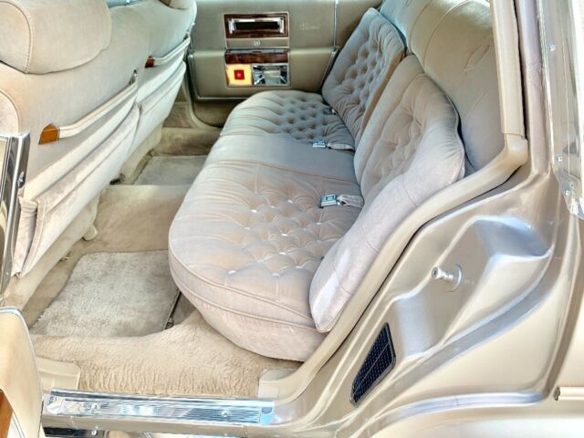 1986 Cadillac Brougham - photo 8