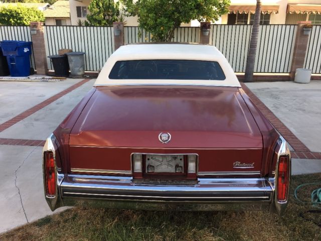 1985 Cadillac Brougham D'elegance coupe - photo 4